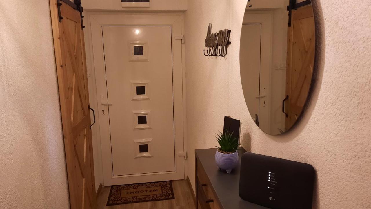 Apartman Twins Self Check In & Self Check Out Otocac Exterior photo